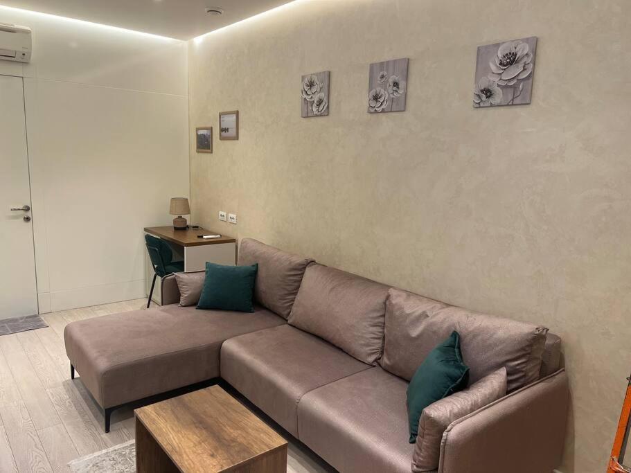 Rentapt Tirana Apartment Exterior foto